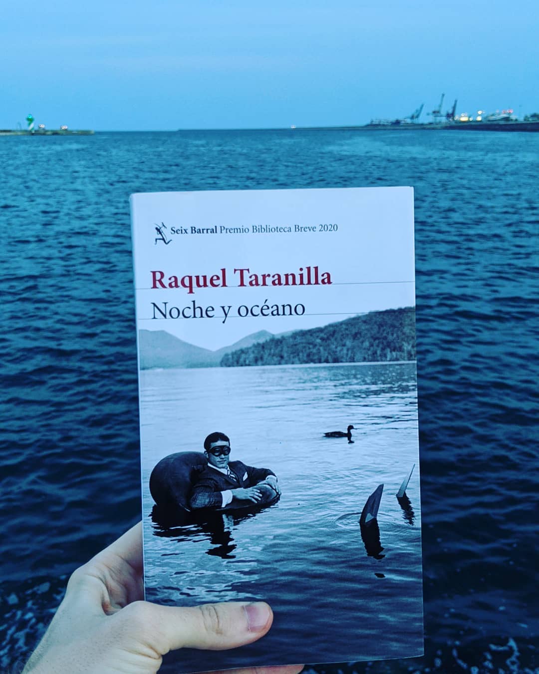 Raquel Taranilla, <i>Noche y océano</i>